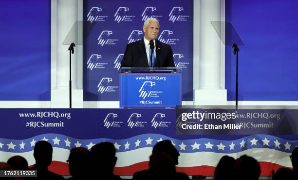 Republican presidential candidate former U.S. Vice President Mike Pence speaks after suspending his campaign for president during the Republican...