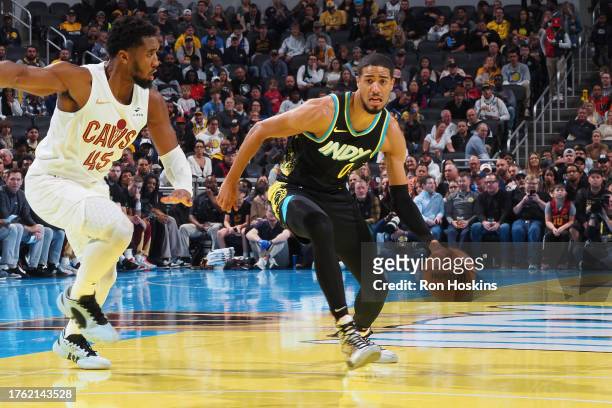 Tyrese Haliburton of the Indiana Pacers drives to the basket during the game against the Cleveland Cavaliers during the In-Season Tournament on...