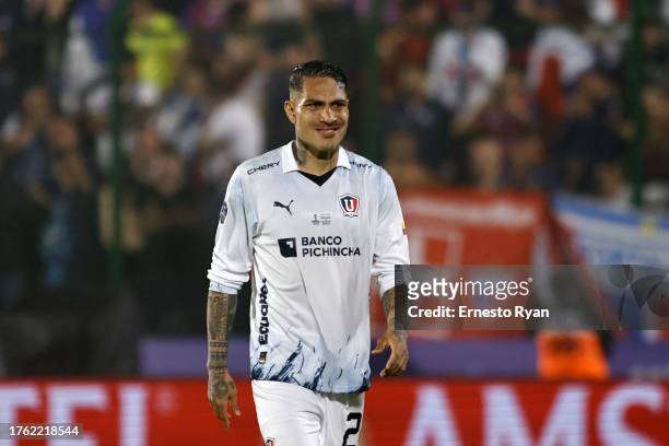 Paolo Guerrero of Liga de Quito reacts after missing the team's first penalty in the penalty shoot out after the Copa CONMEBOL Sudamericana 2023...