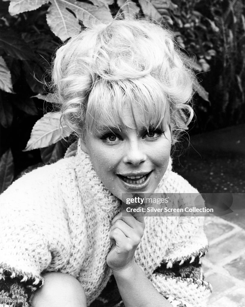 German Actress Elke Sommer Circa 1965 Nieuwsfoto s Getty Images german-actress-elke-sommer-circa-1965-nieuwsfoto-s-getty-images