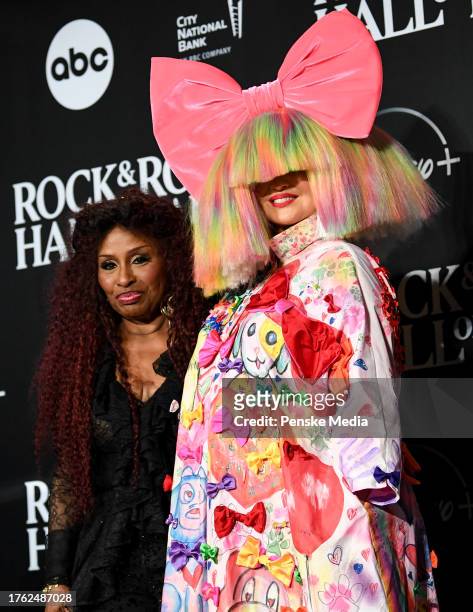 Chaka Khan and Sia in the press room at the 38th Annual Rock & Roll Hall Of Fame Induction Ceremony at Barclays Center on November 03, 2023 in New...