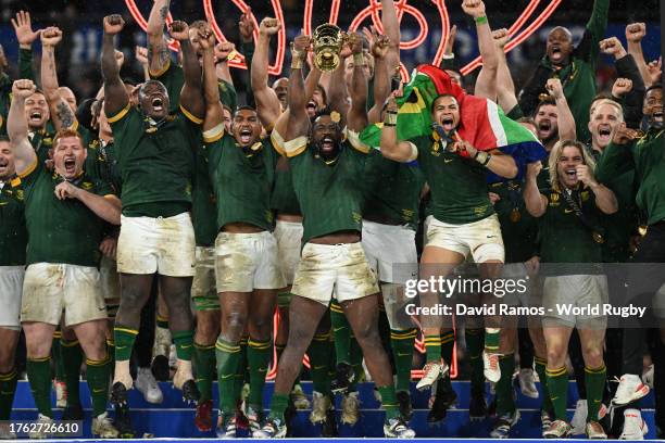 Siya Kolisi of South Africa lifts The Webb Ellis Cup following the Rugby World Cup Final match between New Zealand and South Africa at Stade de...