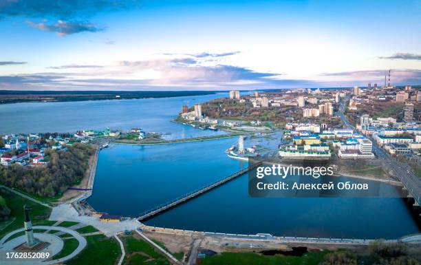 scenic general aerial view of cheboksary cityscape on banks of volga river, chuvashia, russia - verdigris river bildbanksfoton och bilder