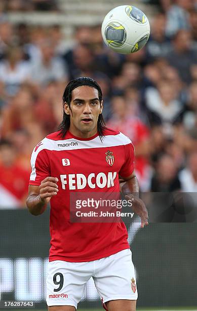 Radamel Falcao of AS Monaco warms up before the french Ligue 1 match between FC Girondins de Bordeaux and AS Monaco FC at the Stade Chaban-Delmas...