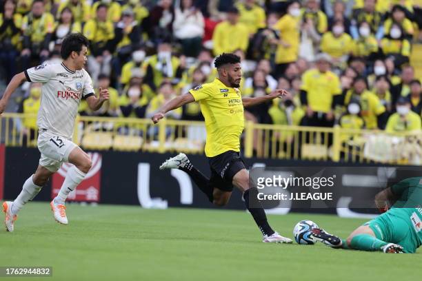 Of Kashiwa Reysol in action during the J.LEAGUE Meiji Yasuda J1 31st Sec. Match between Kashiwa Reysol and Kawasaki Frontale at SANKYO FRONTIER...
