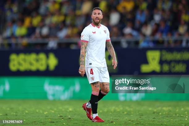 Sergio Ramos of Sevilla FC looks on during the LaLiga EA Sports match between Cadiz CF and Sevilla FC at Estadio Nuevo Mirandilla on October 28, 2023...