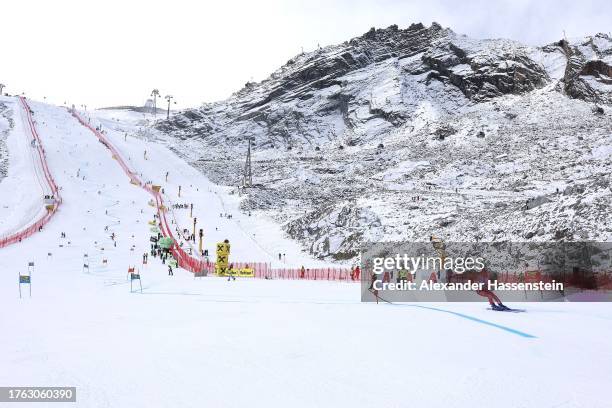 The race slope is pictured during the 1st run of the Men's Giant Slalom during the Audi FIS Alpine Ski World Cup at Rettenbachferner on October 29,...