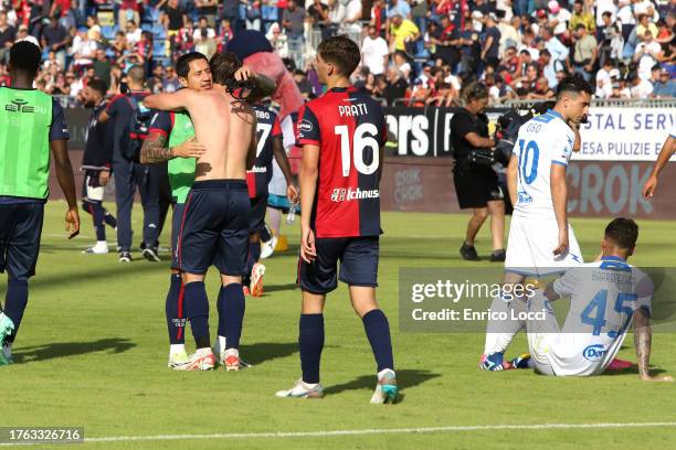 The players of Cagliari celebrate at the end during the Serie A TIM match between Cagliari Calcio and Frosinone Calcio at Sardegna Arena on October...