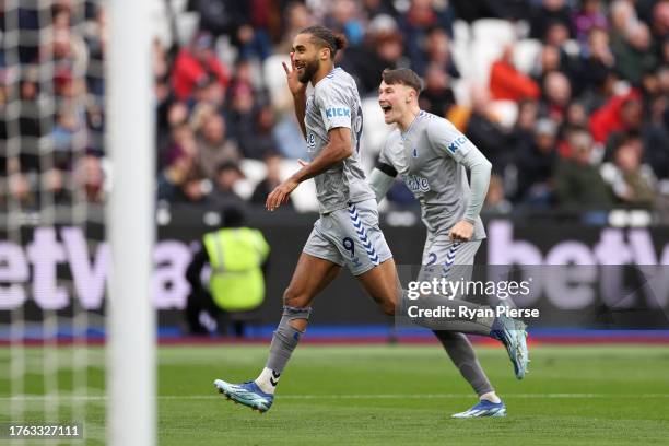 Dominic Calvert-Lewin of Everton celebrates after scoring the team's first goal during the Premier League match between West Ham United and Everton...