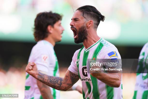 Isco Alarcon of Real Betis celebrates after scoring the teams second goal during the LaLiga EA Sports match between Real Betis and CA Osasuna at...