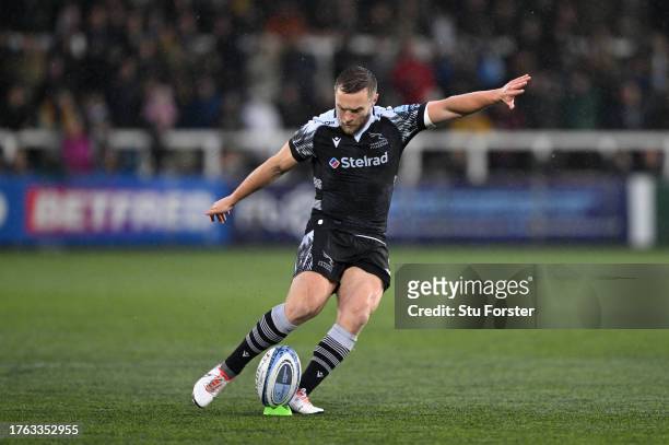 Falcons player Brett Connon kicks a penalty during the Gallagher Premiership Rugby match between Newcastle Falcons and Northampton Saints at Kingston...