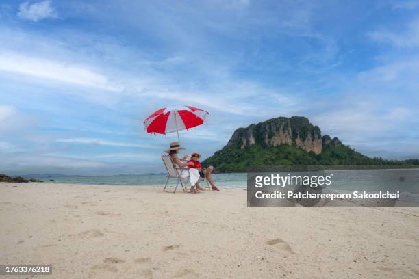 travel thailand - indian honeymoon couples stock pictures, royalty-free photos & images