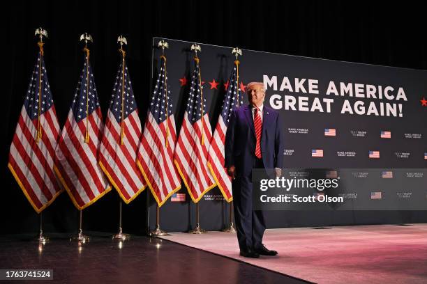 Republican presidential candidate former U.S. President Donald Trump arrives for a campaign event at the Orpheum Theater on October 29, 2023 in Sioux...
