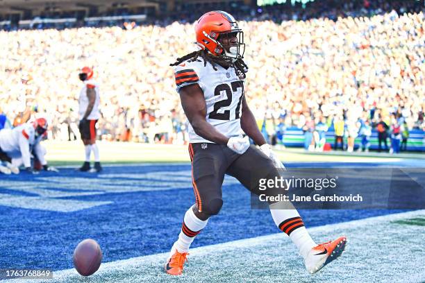Kareem Hunt of the Cleveland Browns scores a second quarter touchdown against the Seattle Seahawks at Lumen Field on October 29, 2023 in Seattle,...