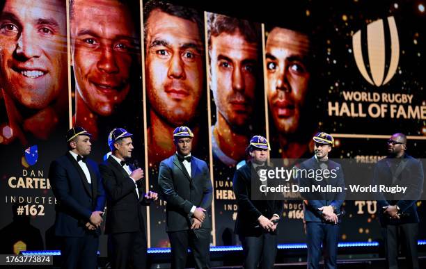 Host Ugo Monye speaks with World Rugby Hall of Fame inductees Bryan Habana, Dan Carter, Thierry Dusautoir, George Smith and Juan Martin Hernandez...