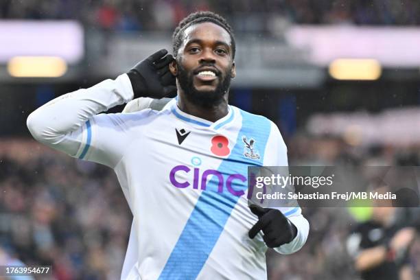 Jeffrey Schlupp of Crystal Palace celebrates scoring a goal during the Premier League match between Burnley FC and Crystal Palace at Turf Moor on...