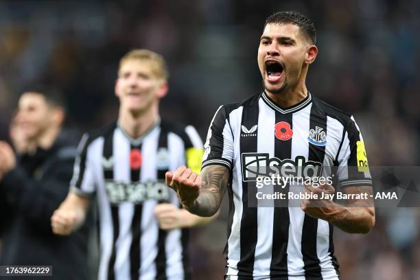 Bruno Guimaraes of Newcastle United celebrates his teams 1-0 victory during the Premier League match between Newcastle United and Arsenal FC at St....