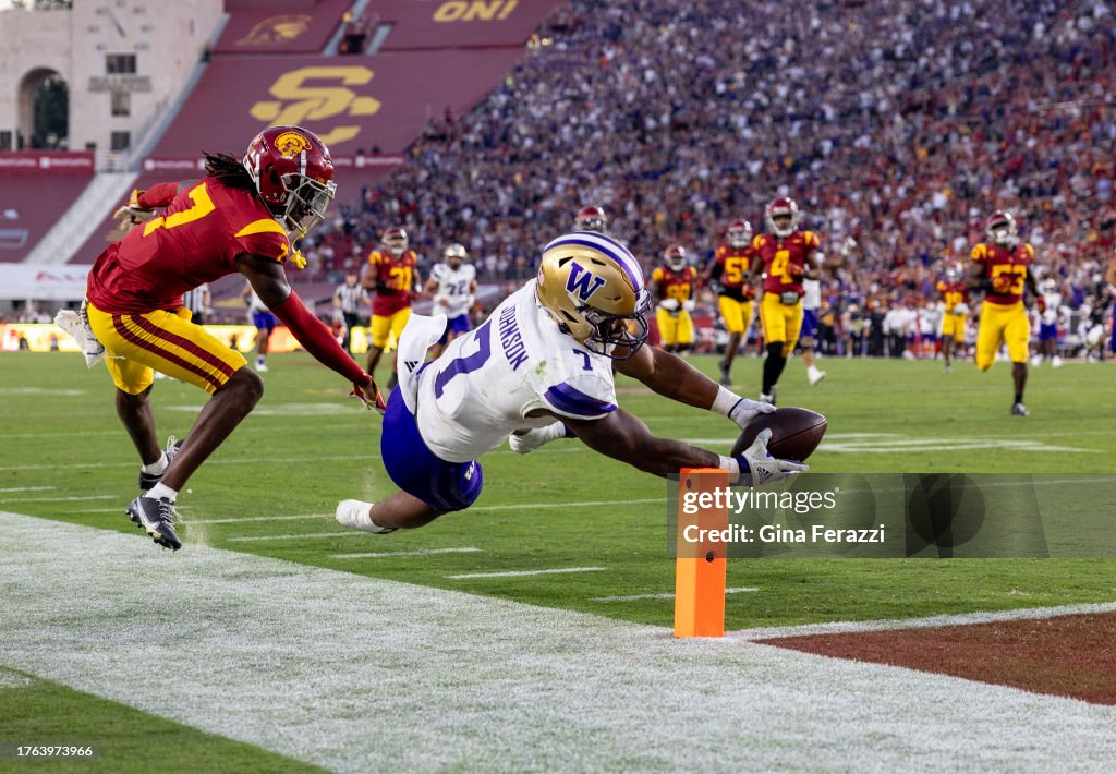 USC vs Washington in Los Angeles, CA