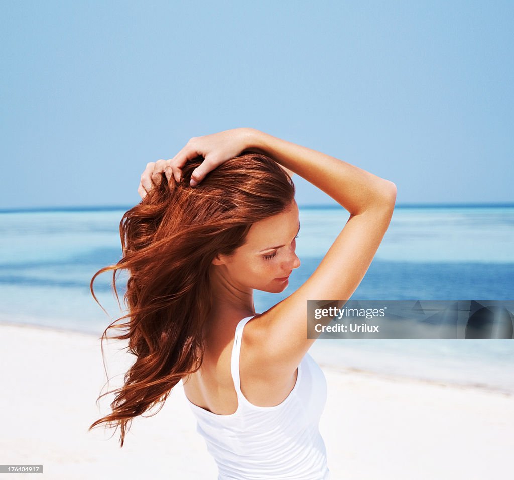 Beauté de l'été avec son éclat protection pour les cheveux et de la peau