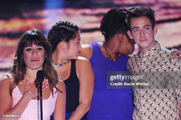 Actors Jenna Ushkowitz, Lea Michele, Amber Riley and Kevin McHale accept Choice TV Show: Comedy award for 'Glee' onstage at the Teen Choice Awards...