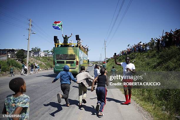 Springboks Rugby Bus Rugby World Cup South African Springbok Photos and Premium High Res ...