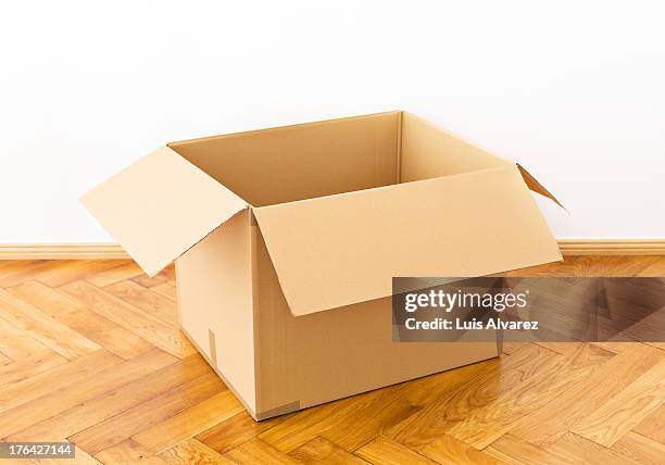 packaging box - leere schachtel stock-fotos und bilder