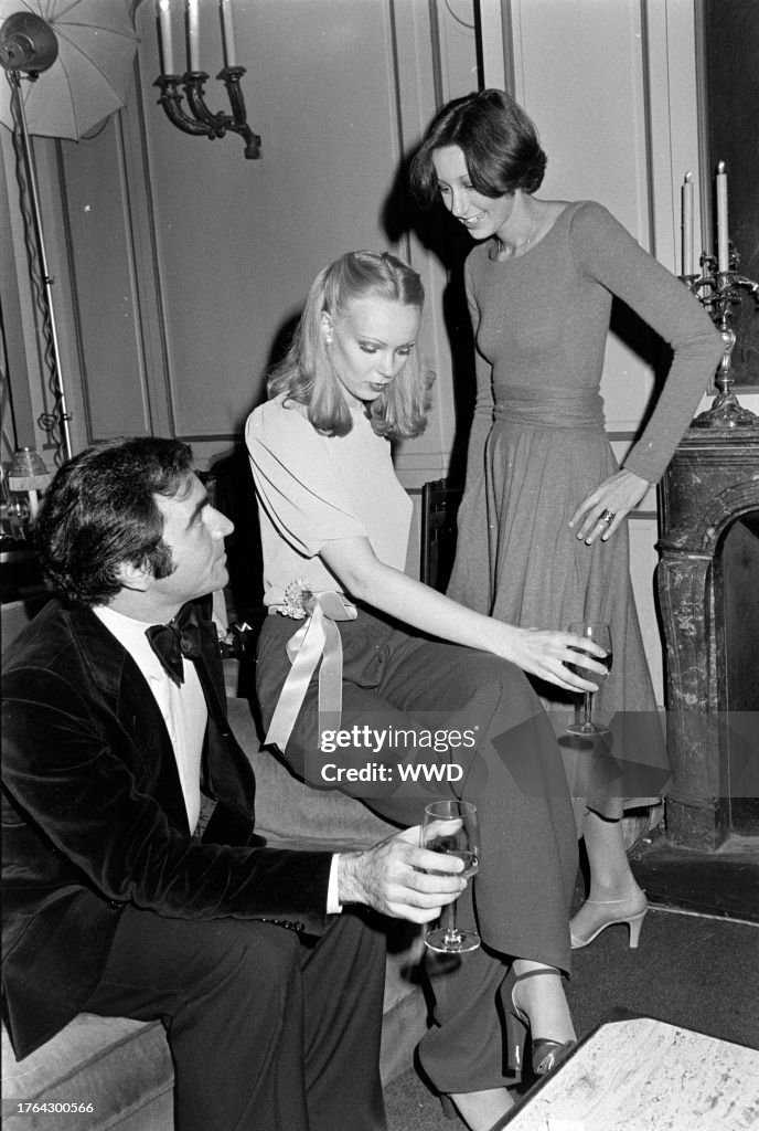 New York Designers Fall 1977 Eveningwear Collections Advance