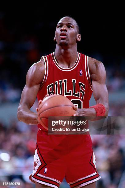 251 Michael Jordan Free Throw Photos & High Res Pictures - Getty Images