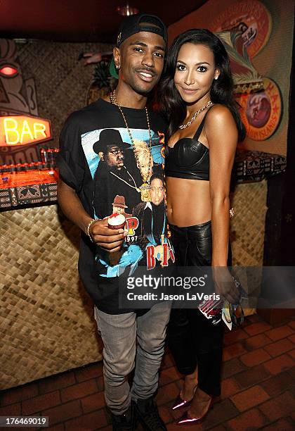 Rapper Big Sean and actress Naya Rivera pose in the green room at the 2013 Teen Choice Awards at Gibson Amphitheatre on August 11, 2013 in Universal...