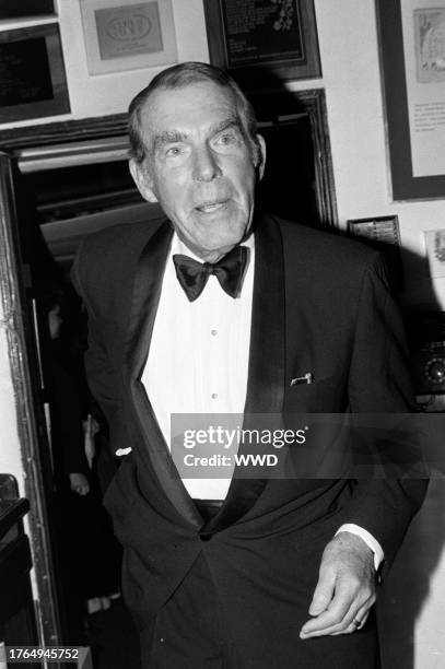 Fred Mac 118 Fred Macmurray 1980s Stock Photos, High-Res Pictures, and Images ...