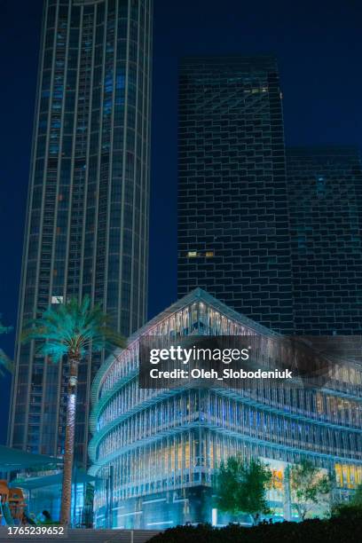 dubai at night - dubai fountain stock pictures, royalty-free photos & images