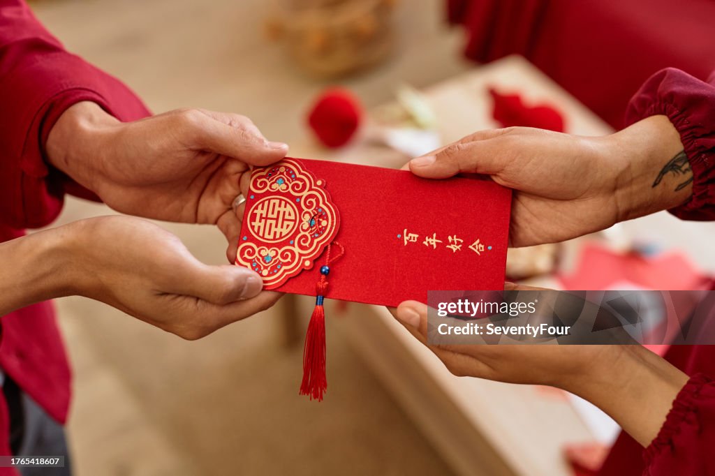 Chinese New Year tradition for good luck
