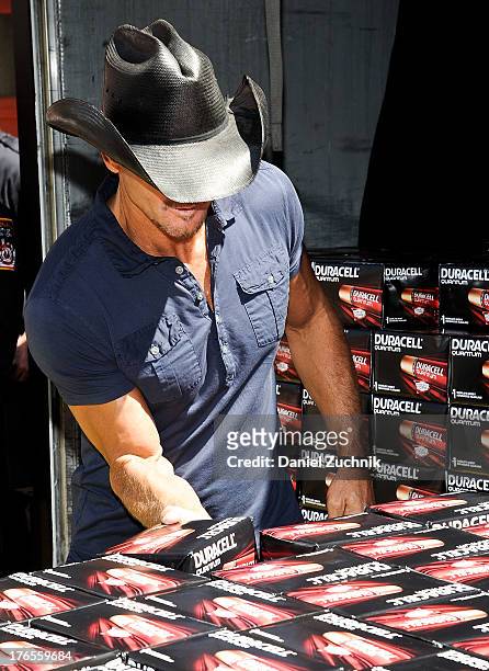 Tim McGraw attends the "Quantum Heroes" premiere at Engine 33, Ladder 9 on August 15, 2013 in New York City.