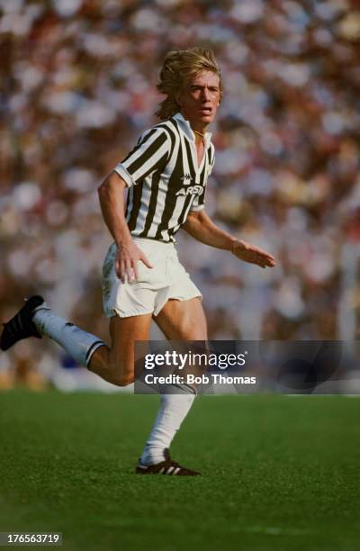 Sammarinese footballer Massimo Bonini of Juventus during a Serie A match against Sampdoria at the Stadio Luigi Ferraris in Genoa, 12th September...