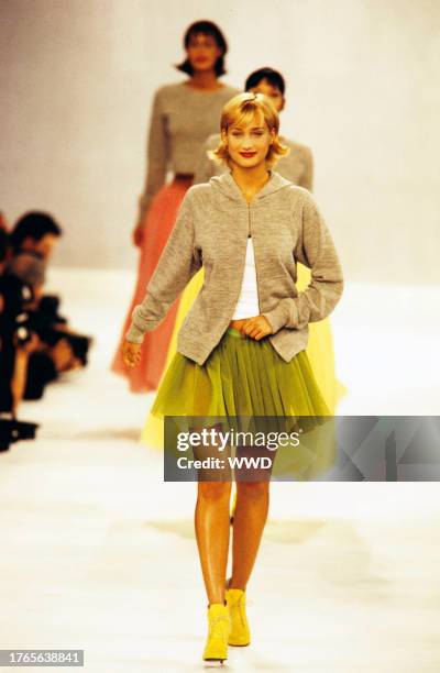 The filming of this fashion show is part of the Unzipped documentary.
