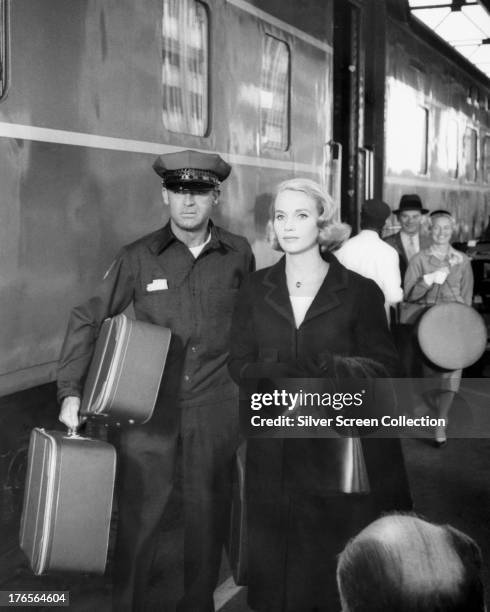 Cary Grant as Roger O. Thornhill and Eva Marie Saint as Eve Kendall in 'North by Northwest', directed by Alfred Hitchcock, 1959.