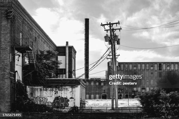 abandoned mill in holyoke, massachusetts - stop the pulp mill stock pictures, royalty-free photos & images