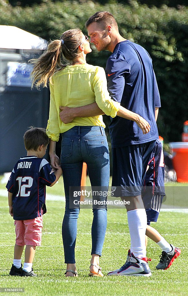 Tom Brady's Family Visits New England Patriots Practice