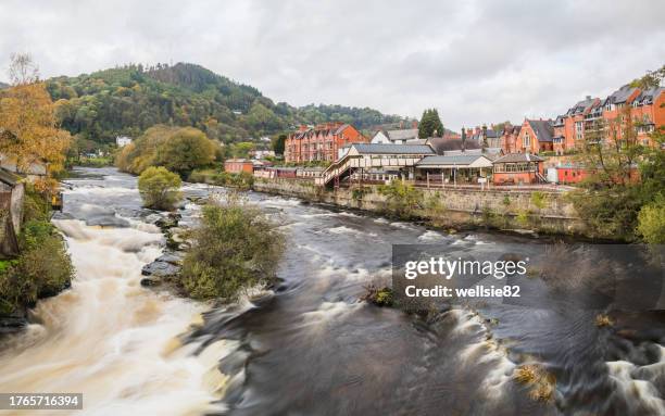 llangollen railway station by the river dee - dee-river stock pictures, royalty-free photos & images