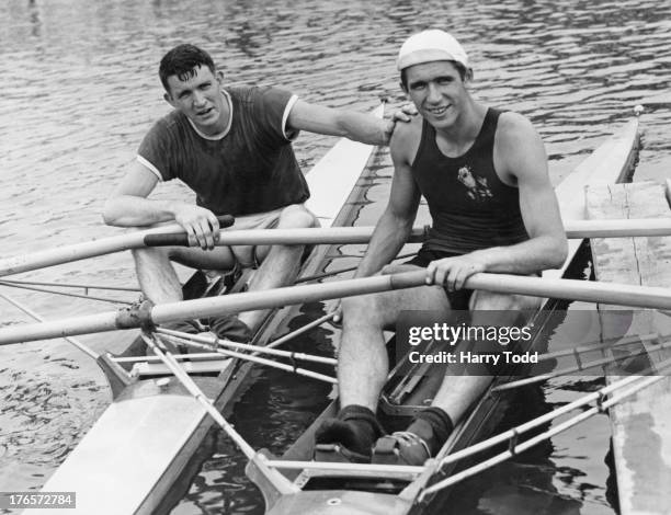 Army Rowing Club Photos and Premium High Res Pictures - Getty Images