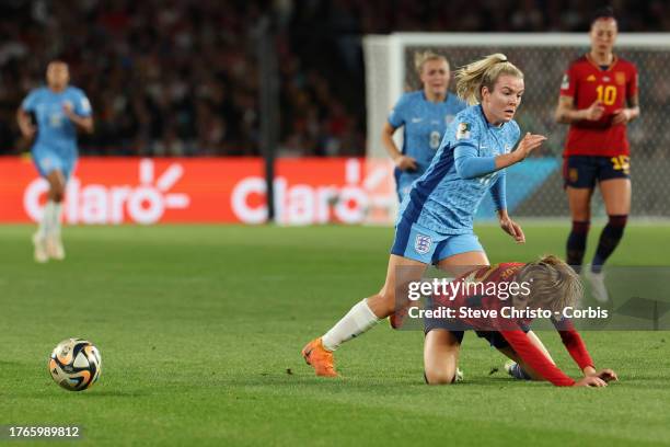 Lauren Hemp of England competes for the ball with Spain's Olga Carmona during the FIFA Women's World Cup Australia & New Zealand 2023 Final match...