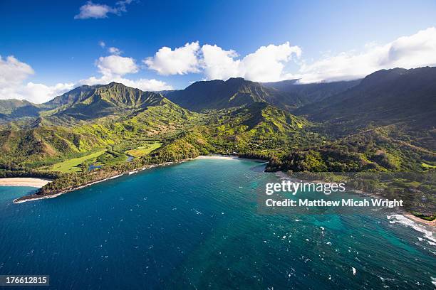 scenic aerial views of kauai from above - ハワイ ストックフォトと画像