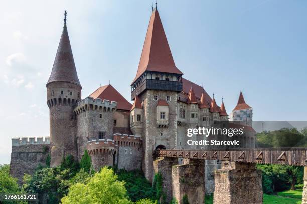 schloss corvin - burg vajdahunyad stock-fotos und bilder