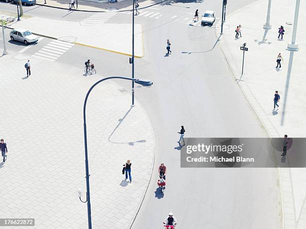 people commuting in the city from above, aerial - street light stock pictures, royalty-free photos & images