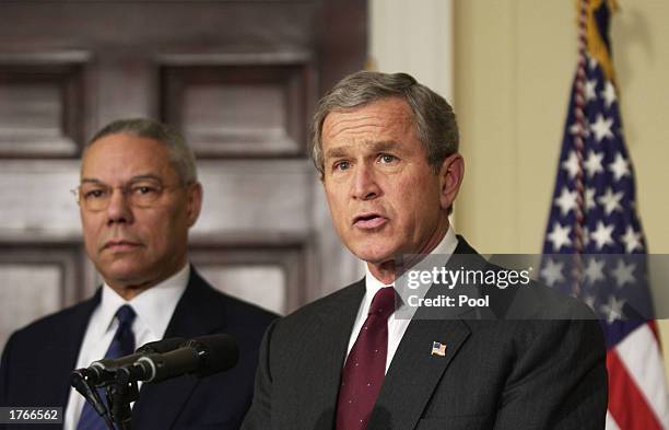 Colin Bush 110 Us Bush Powell Flags Stock Photos, High-Res Pictures, and Images ...