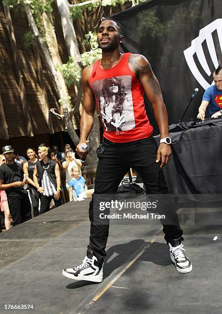 Jason Derulo performs onstage at the Warner Bros. Records Summer Sessions held at Warner Bros. Records outdoor patio on August 16, 2013 in Burbank,...