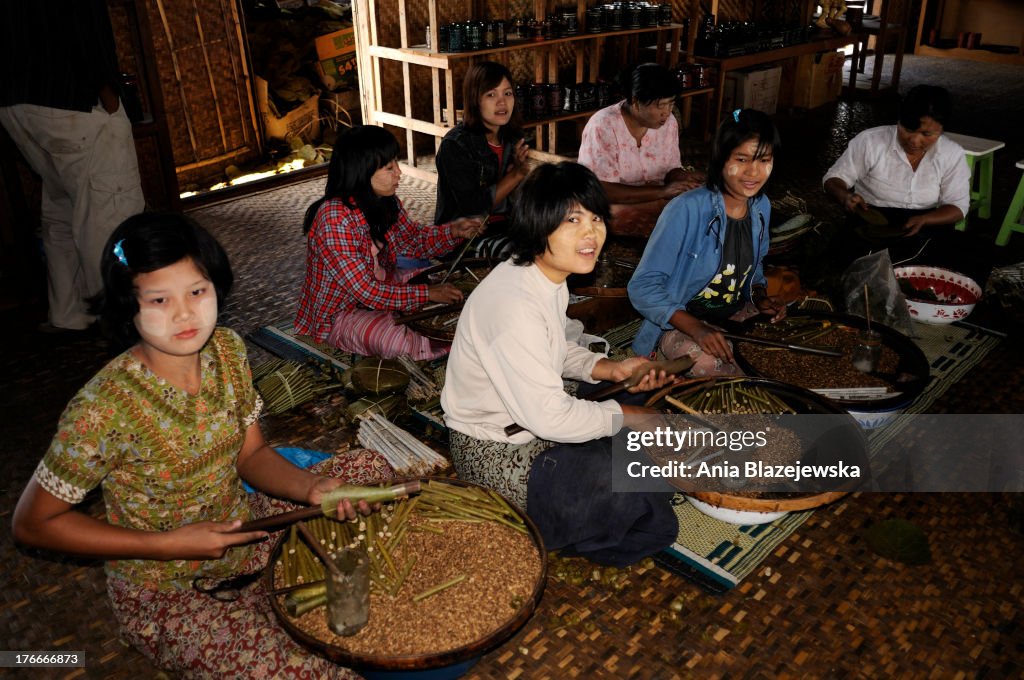 Burmese girls making cheerots