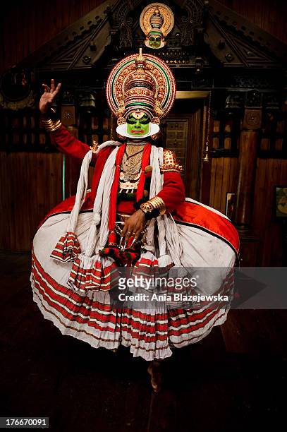 Kathakali is one of the oldest theatre forms in the world, characteristic for the south Indian state of Kerala. It has a long tradition dating back...