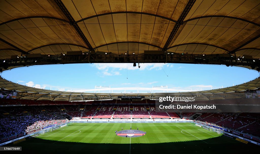 VfB Stuttgart v Bayer Leverkusen - Bundesliga