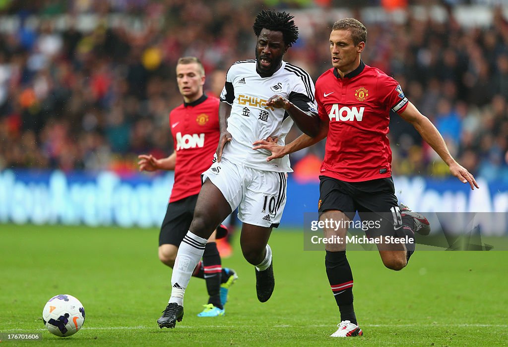 Swansea City v Manchester United - Premier League